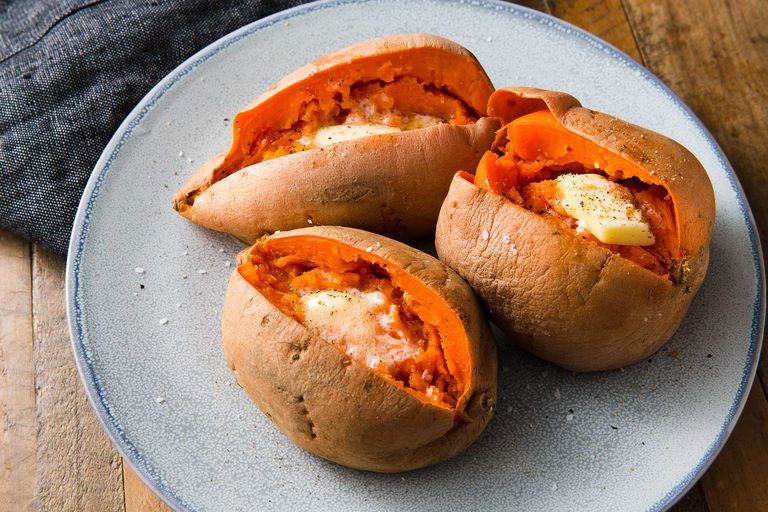 How to Properly Microwave a Sweet Potato for a Quick and Delicious Meal in 2025