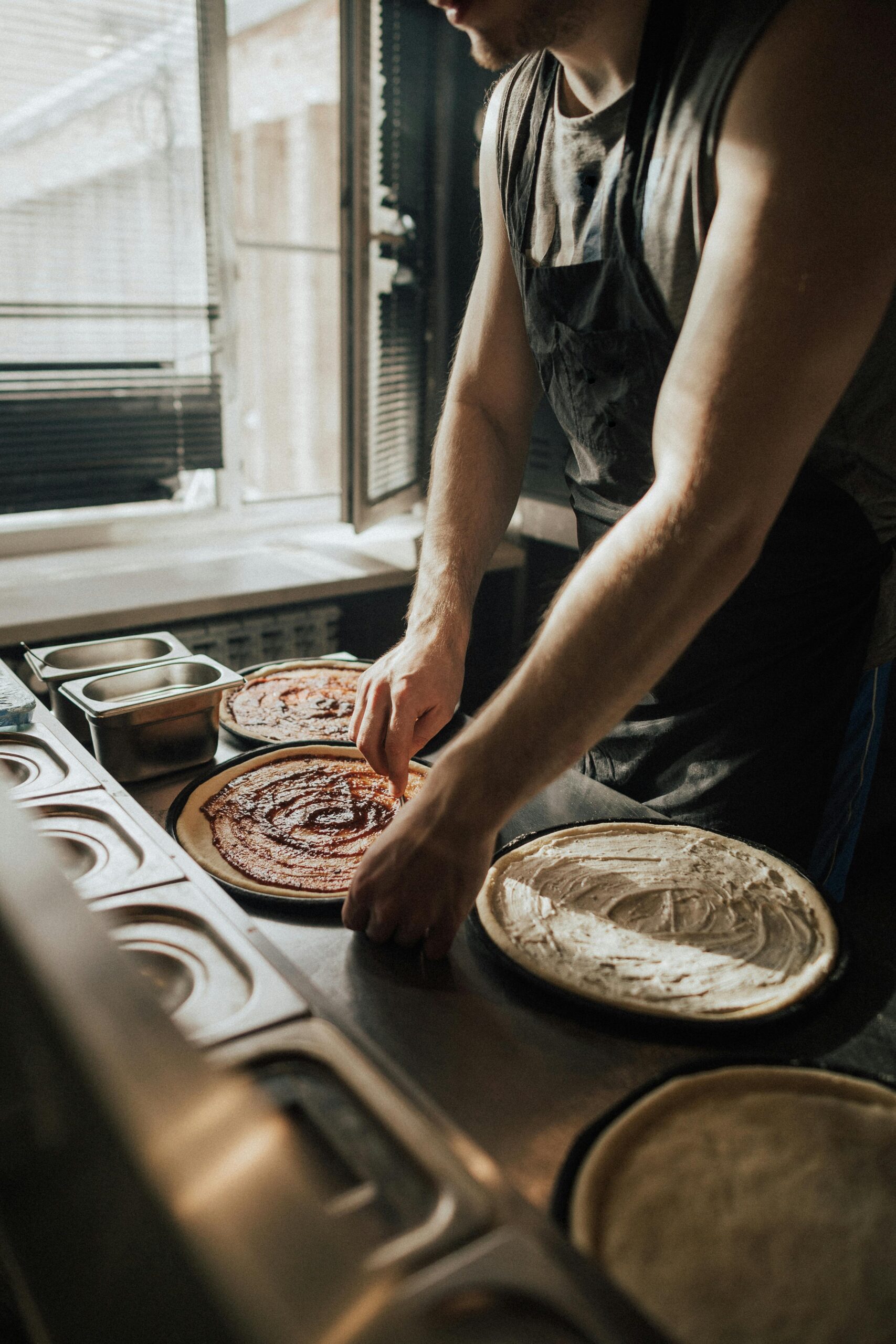 Smart Ways to Reheat Pizza in the Oven for Maximum Taste in 2025